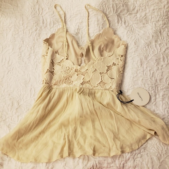 🚫SOLD🚫 Tularosa Bryce Lace Tank NWT XS - Picture 6 of 8